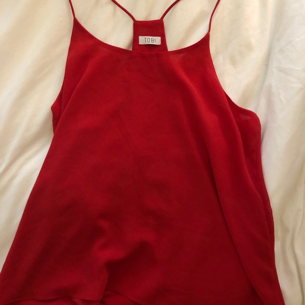 Flowy tank
